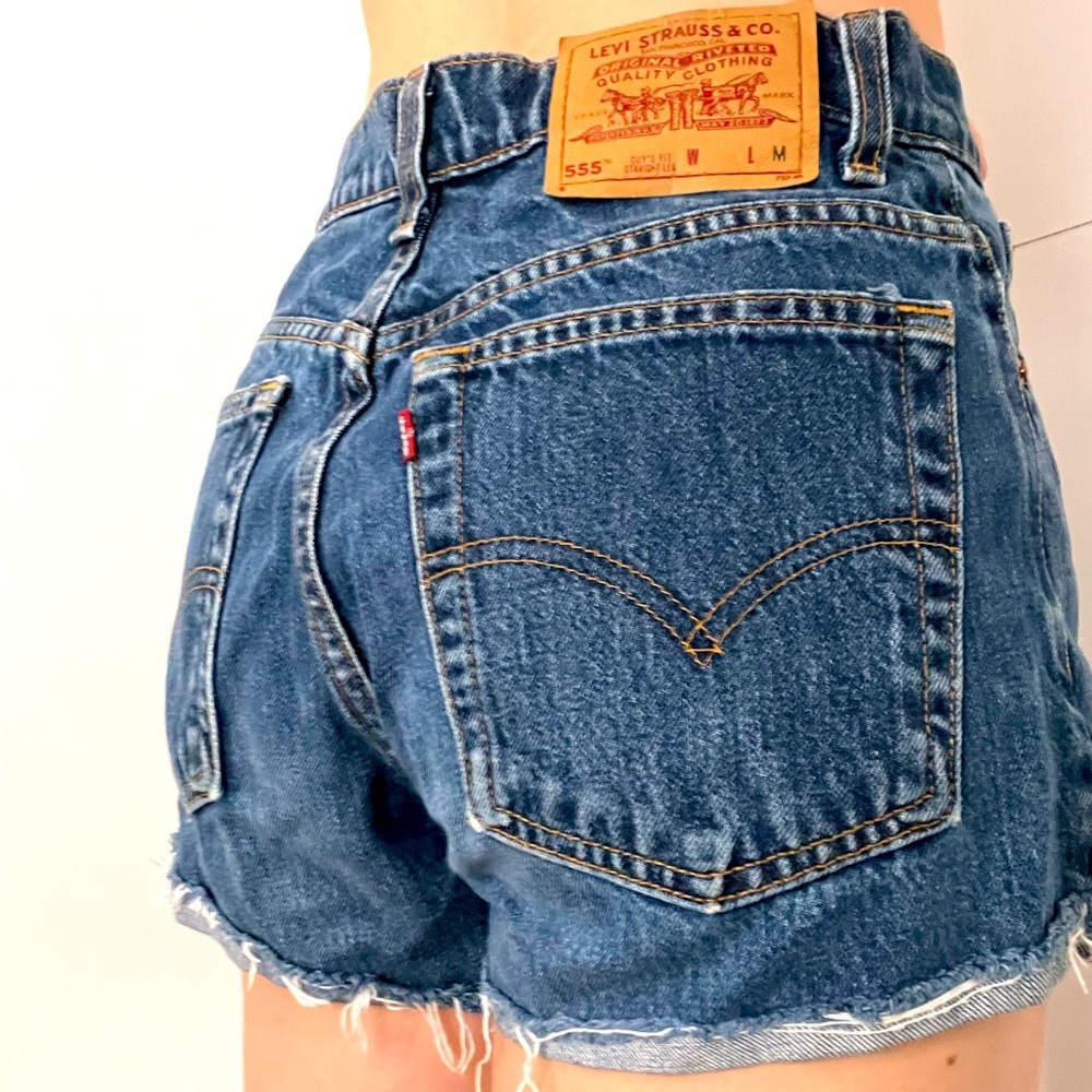 Levi's 555 size M (fits like a 27) guy's fit